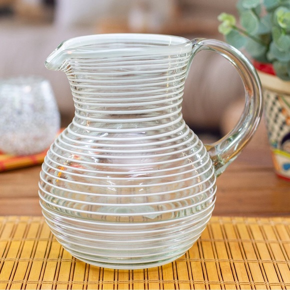 🆕 Handblown Recycled Glass Pitcher & 2 Glasses in White Stripe - Picture 5 of 9